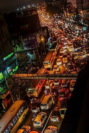 '7 மணி நேர நரகமாக மாறிய போக்குவரத்து நெரிசல்!' - ஃபேஸ்புக்கில் கொதிக்கும் சென்னைவாசிகள்