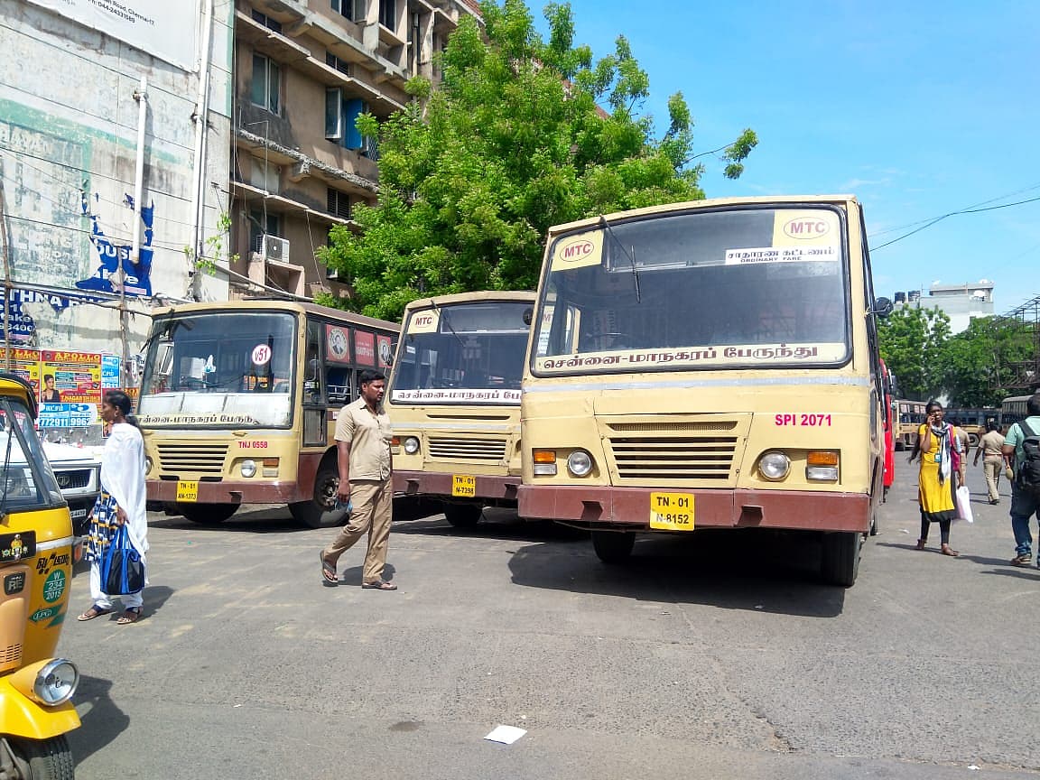அரசு பேருந்து