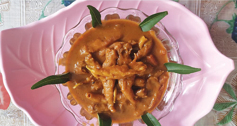 வாழைப்பூ (அயிரை மீன்) குழம்பு