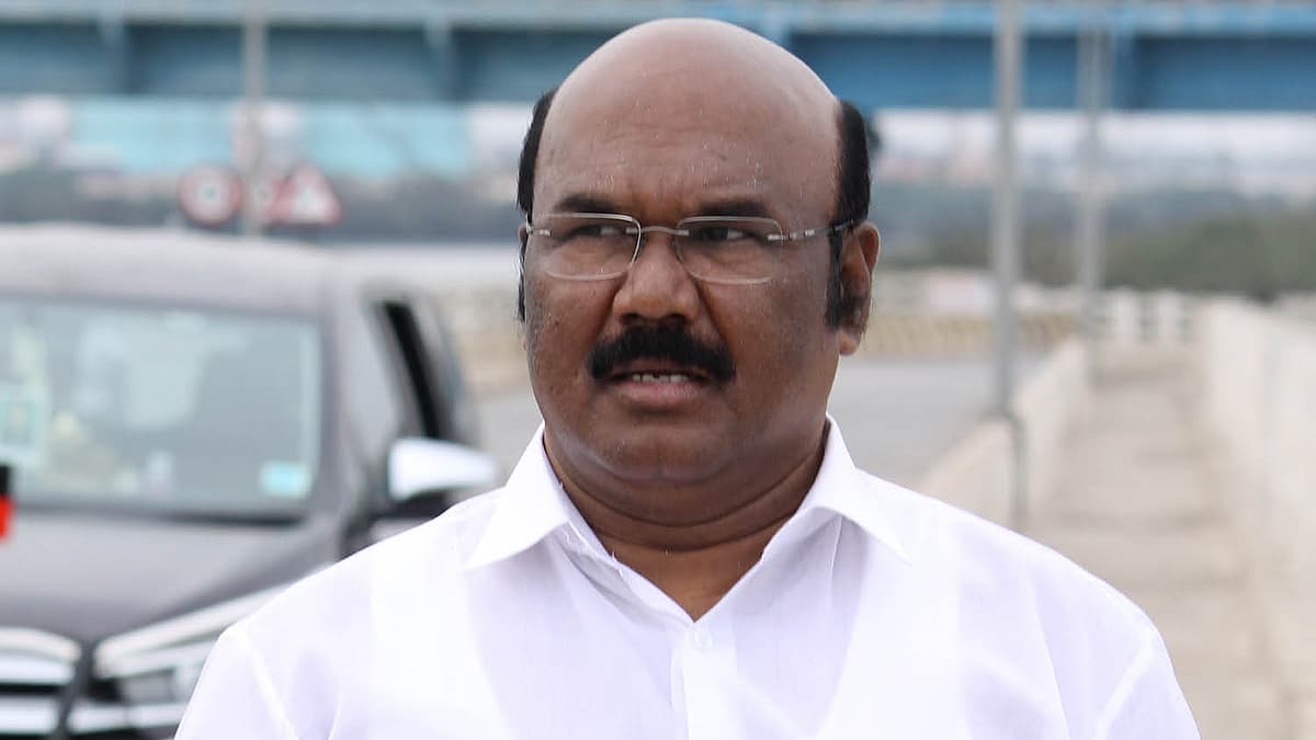 அதிமுக முன்னாள் அமைச்சர் ஜெயக்குமார்
