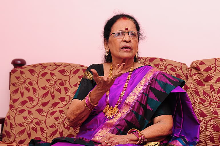 புலியூர் சரோஜா