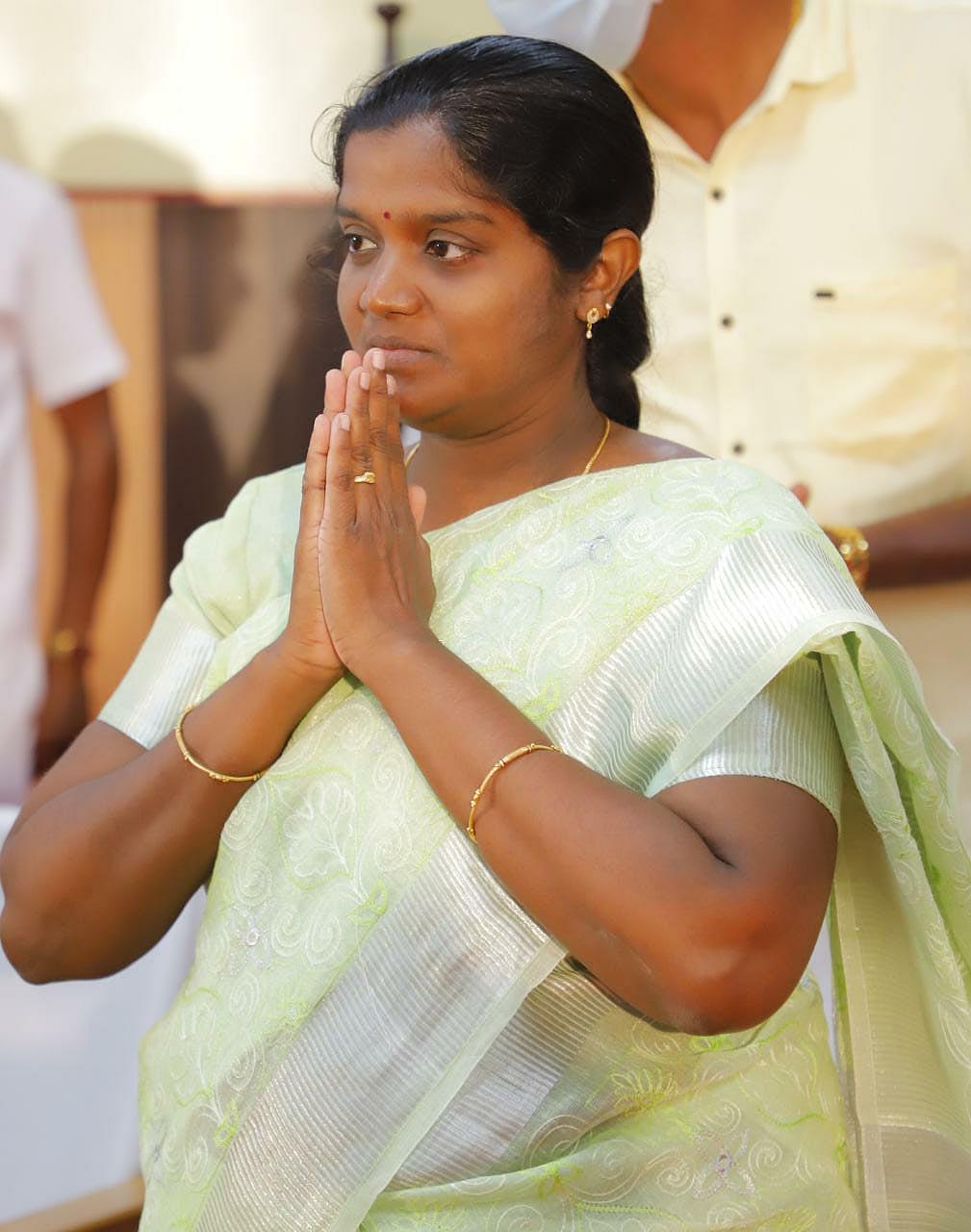 துணை மேயர் டாக்டர் அஞ்சுகம் பூபதி