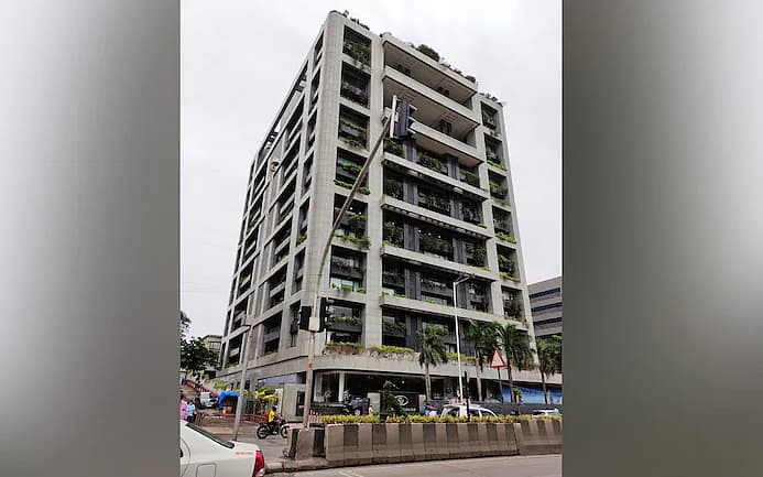 தாவூத் கூட்டாளியுடன் தொடர்பு: மாஜி மத்திய அமைச்சருக்குச் சொந்தமான சொத்து பறிமுதல்!