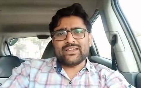 `பிரதமருடன் அவரின் தாயும் சேர்ந்து நடிக்கிறார்’ - ஆம் ஆத்மி தலைவரின் வீடியோ; பாஜக கண்டனம்
