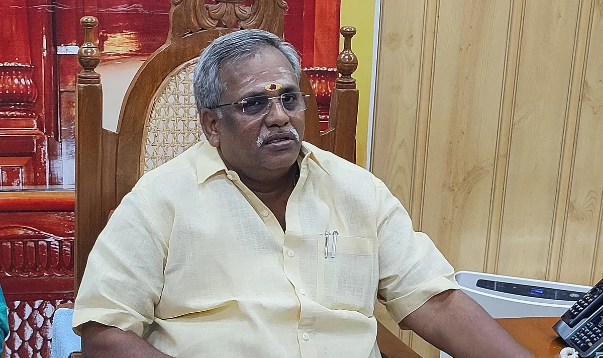 சபாநாயகர் செல்வம்