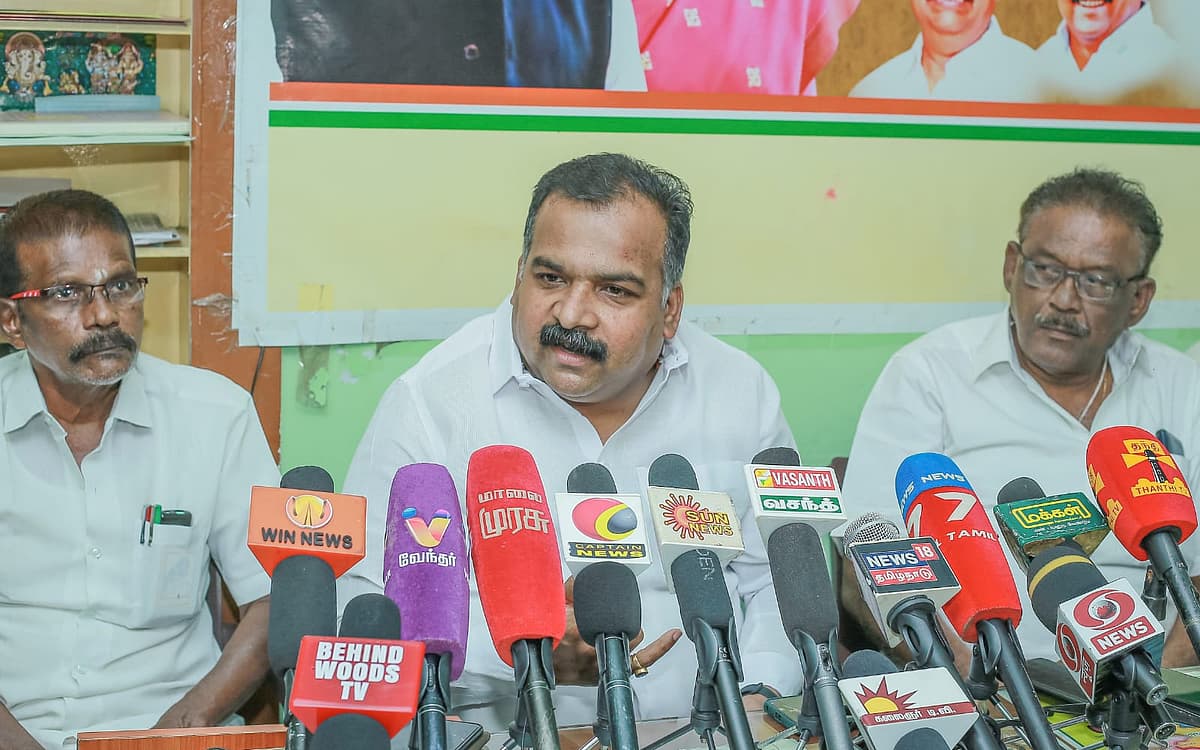சிவகாசி: ``ஈரோடு கிழக்குத் தொகுதியில் அதிமுக-வின் தோல்வி கண்முன்னே நிற்கிறது'' - மாணிக்கம் தாகூர்