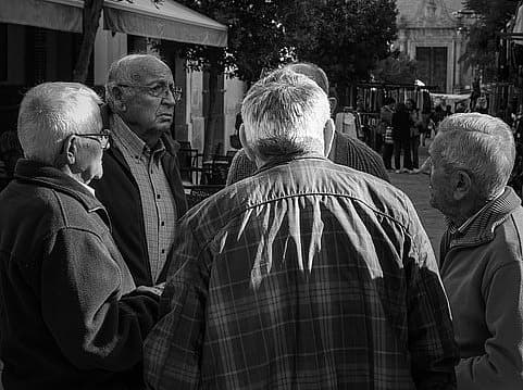 முதியவர்கள்