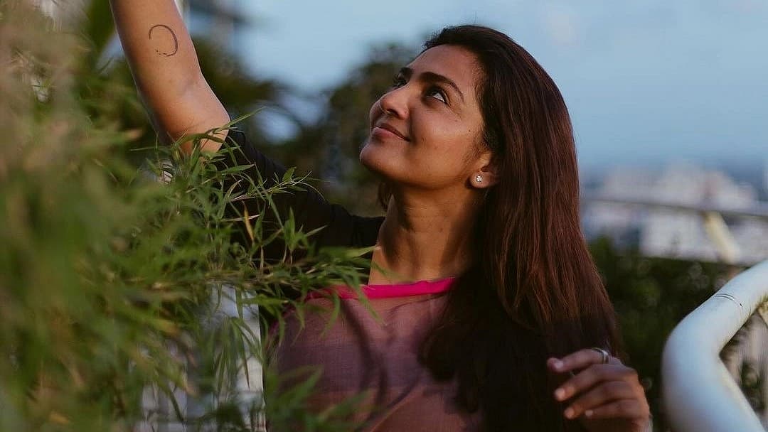 Parvathy Thiruvothu | பார்வதி திருவோத்து