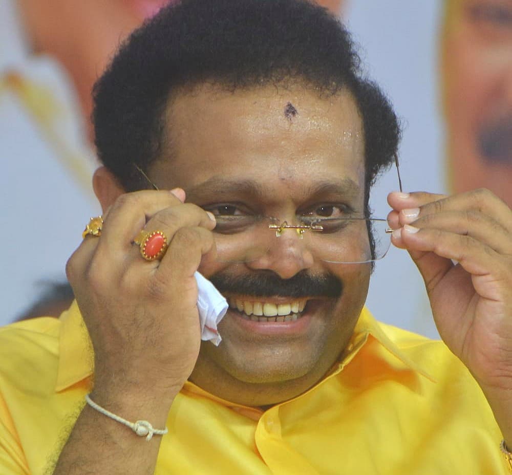 கதிர் ஆனந்த்