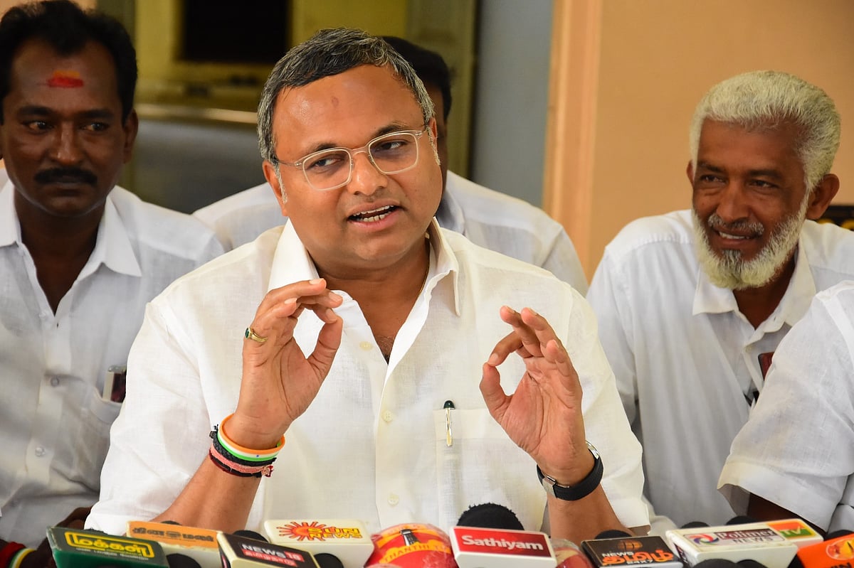 தவெக: ``அதிமுகவின் எந்தப் பிரிவையும் தவெக சேர்க்கக்கூடாது" - கார்த்திக் சிதம்பரம்| News Today Live Update