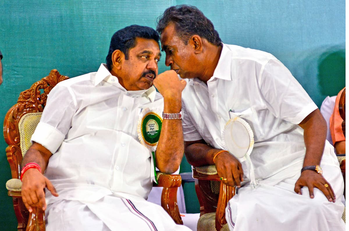 எடப்பாடி பழனிசாமி, எஸ்.பி.வேலுமணி