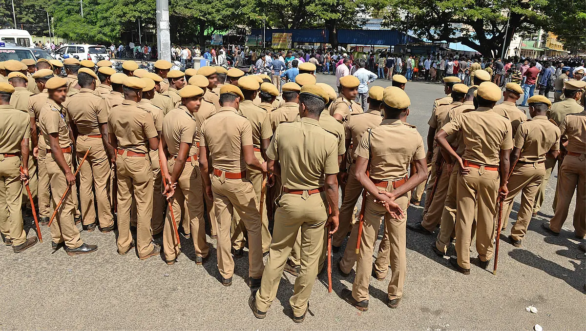 காவலர்கள்
