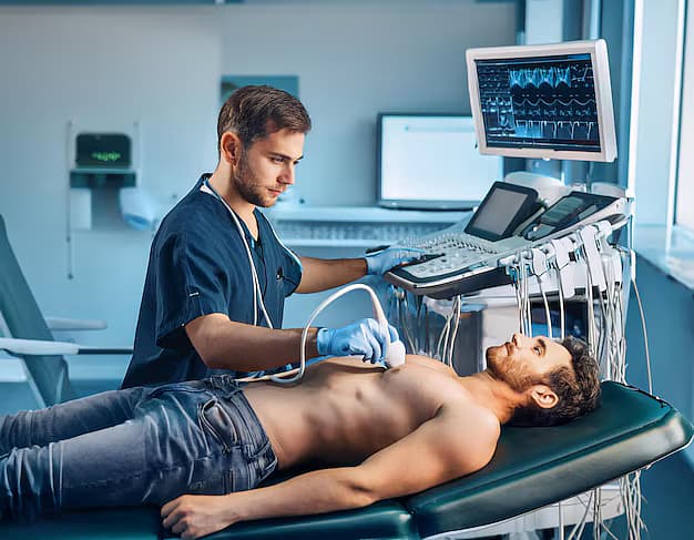 மருத்துவர்கள் ஈசிஜி (ECG) மற்றும் எக்கோ (ECHO) பரிசோதனை மூலம் மட்டுமே உறுதி செய்வார்கள்.