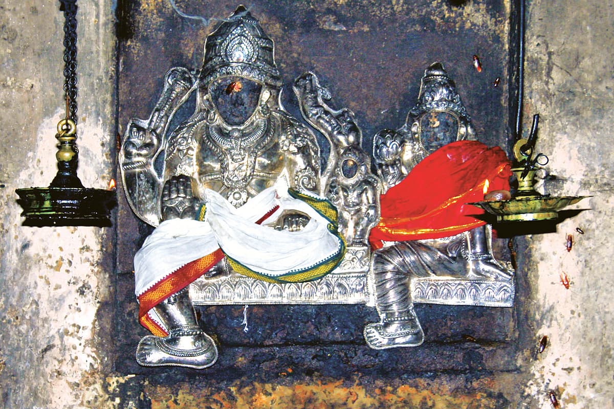 திருநாகை ஈஸ்வரன் கோயில்