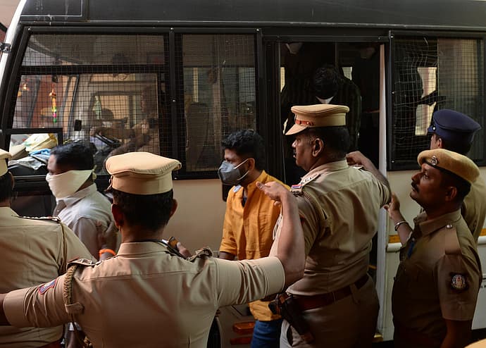 vikatan%2F2025-05-13%2Fkwxisy03%2FWhatsA