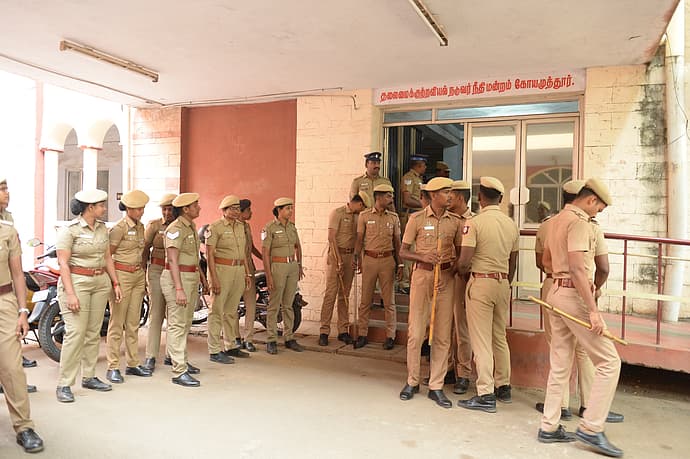 vikatan%2F2025-05-13%2Fogq3s2gv%2FWhatsA