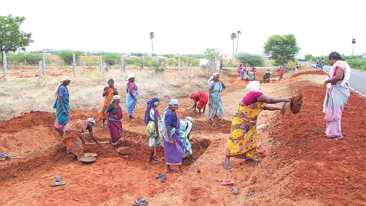 மகாத்மா காந்தி தேசிய ஊரக வேலை உறுதித் திட்டத்திற்கு மாற்று மசோதா -  இடம்பெறப்போவது என்ன?|100-Day Job Scheme Gets a Makeover — Here's What's  Changing - Vikatan