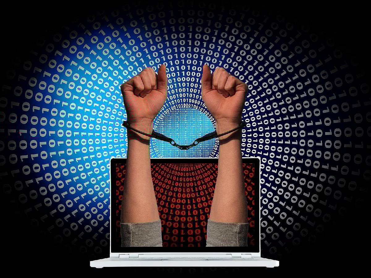 டிஜிட்டல் கைது (சித்தரிப்பு படம்)