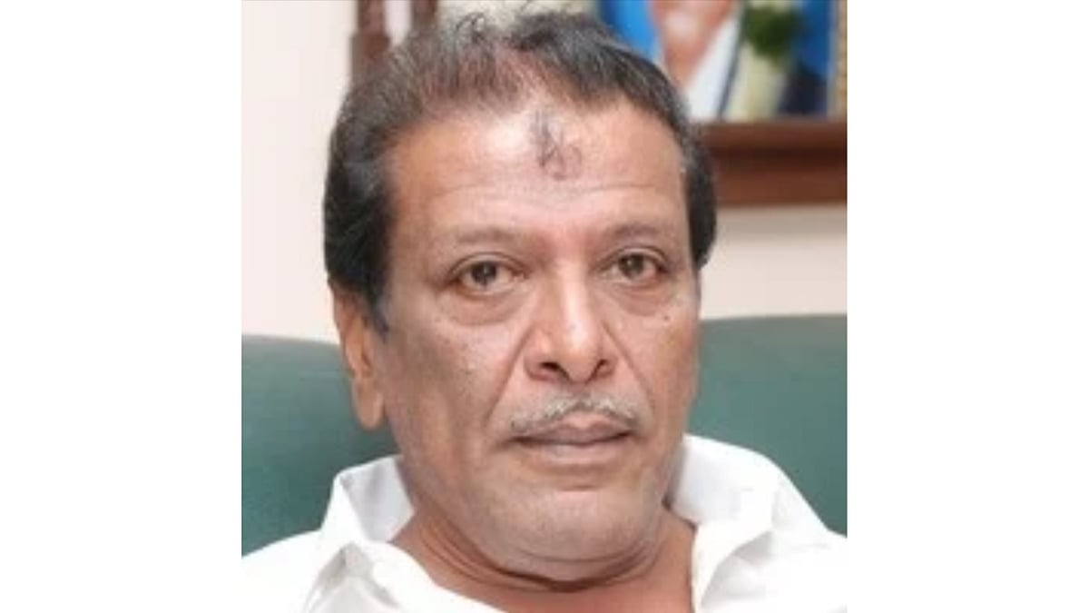 மு.க.முத்து 