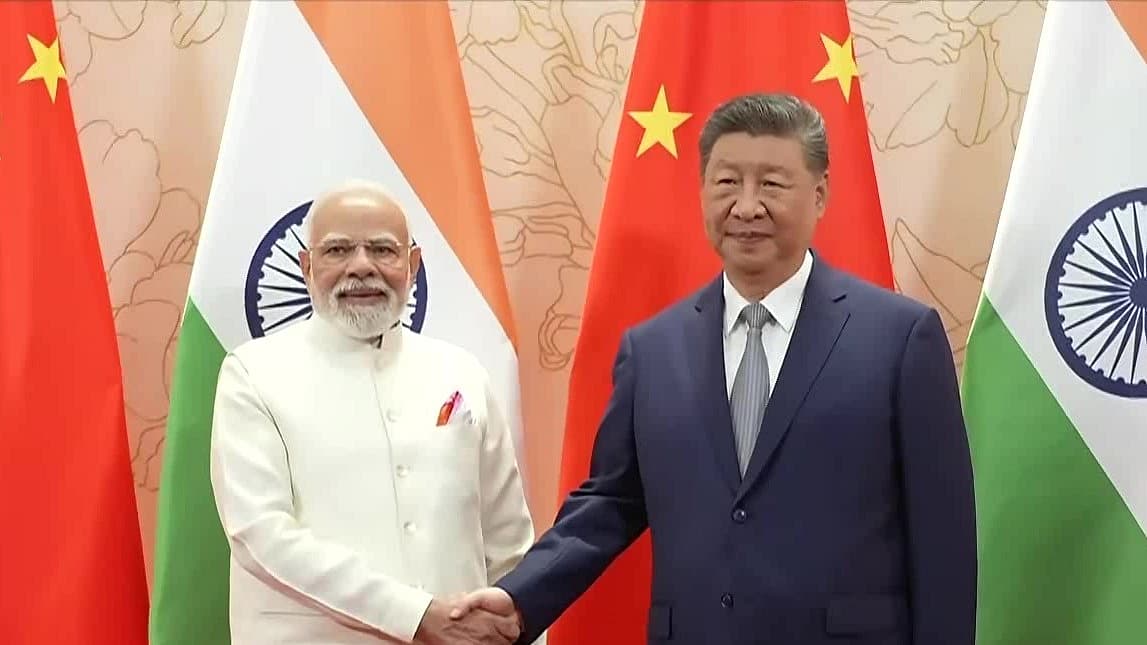 மோடி, சீன அதிபர் ஜி ஜின்பிங்