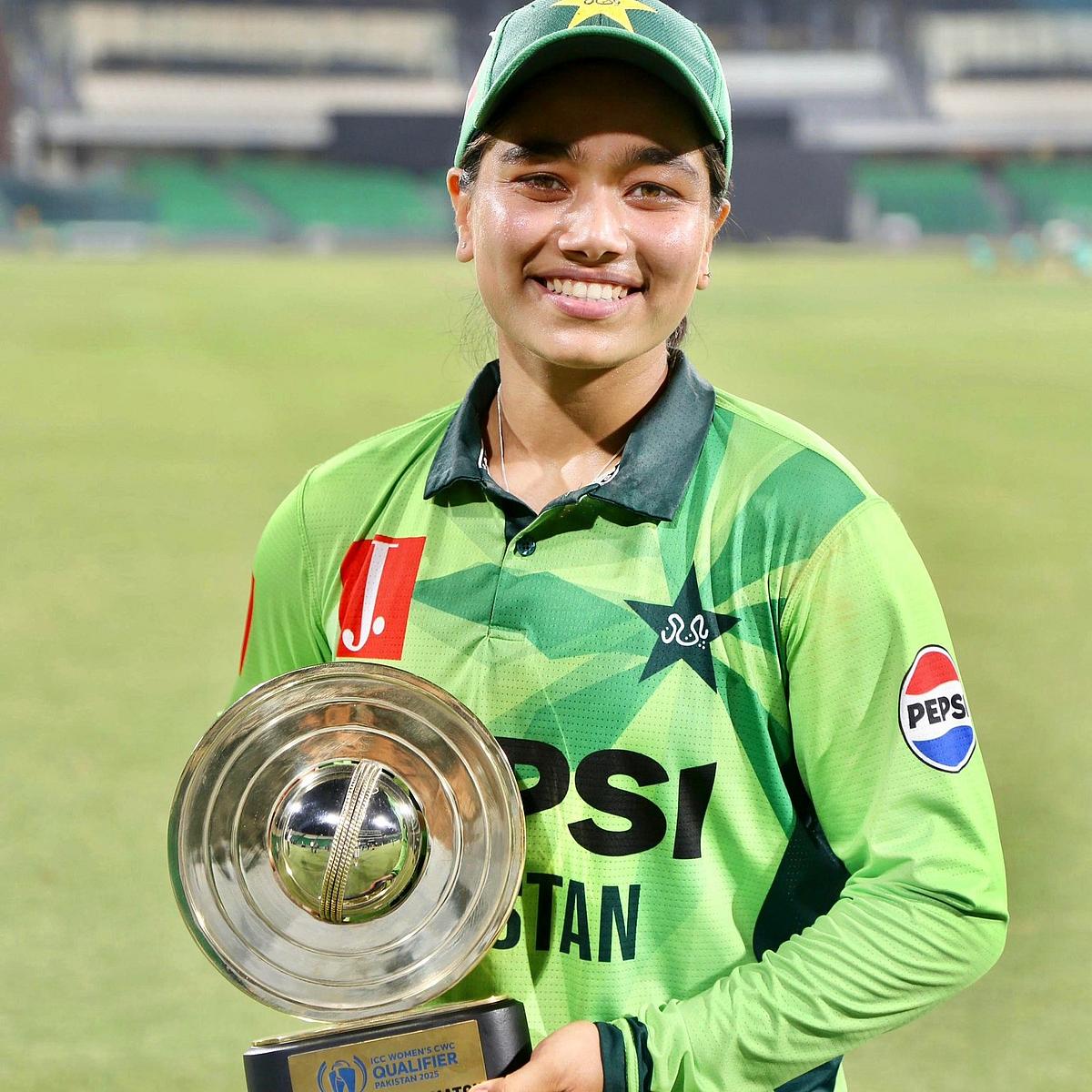 பாகிஸ்தான் கேப்டன் ஃபாத்திமா சனா