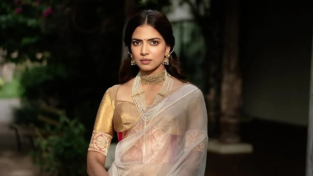 மாளவிகா மோகனன்