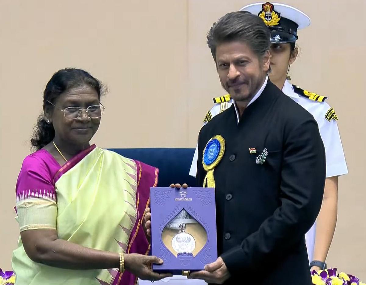 Shah Rukh Khan At 71st National Awards