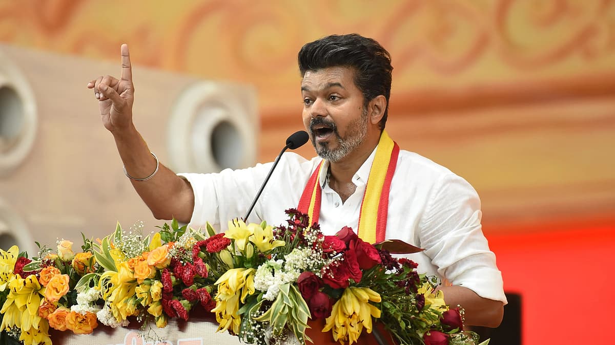 தவெக தலைவர் விஜய்