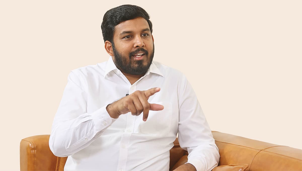 விசிக ஆளூர் ஷாநவாஸ்