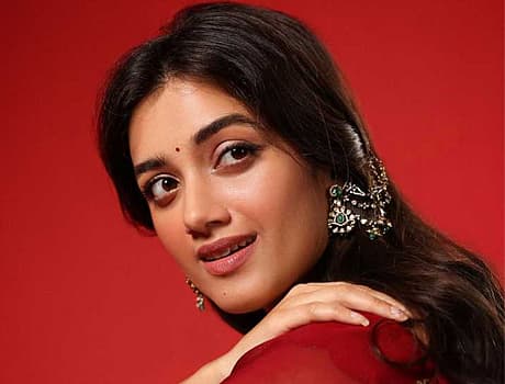 'காந்தா' நடிகை பாக்யஶ்ரீ