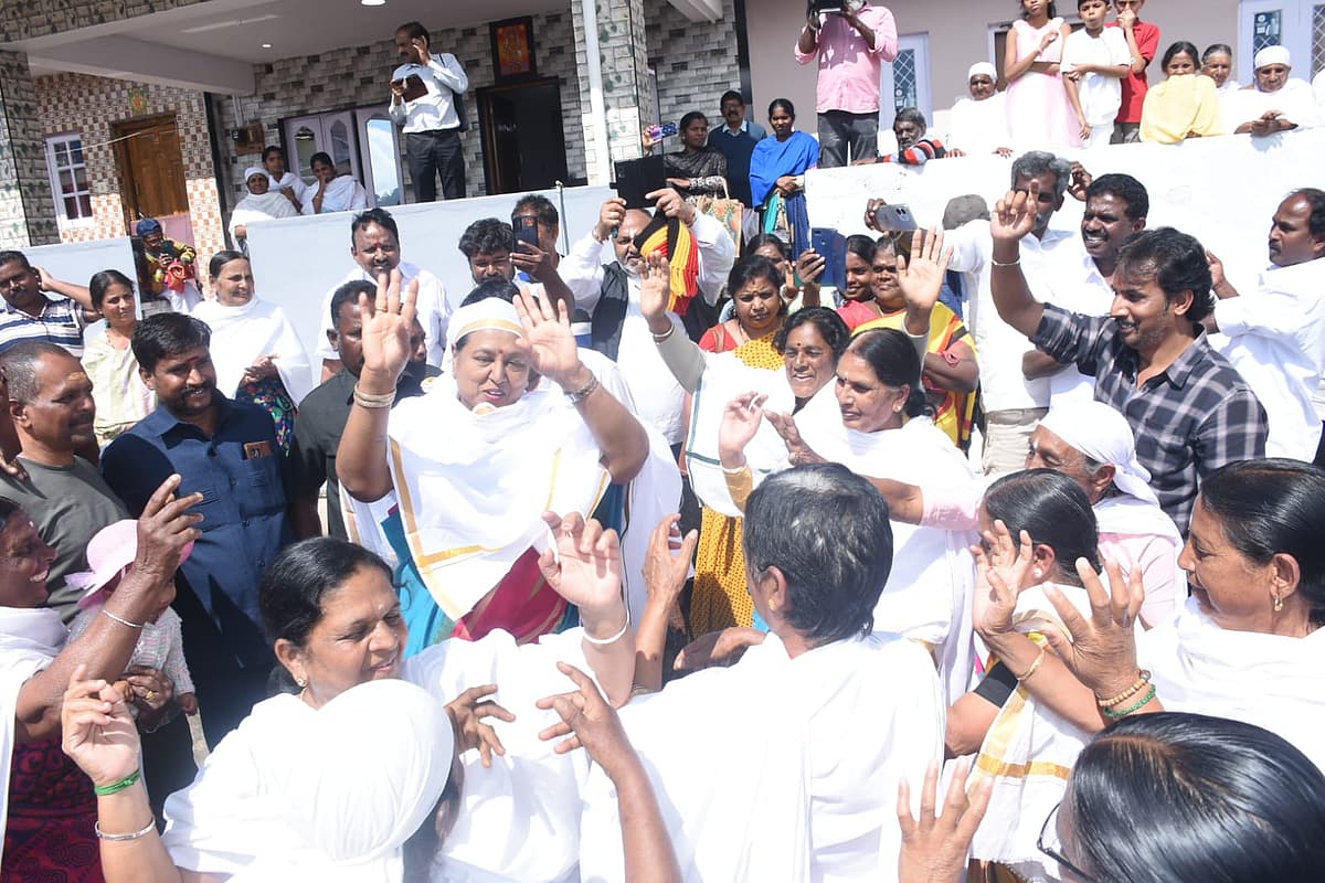 பிரேமலதா விஜயகாந்த்