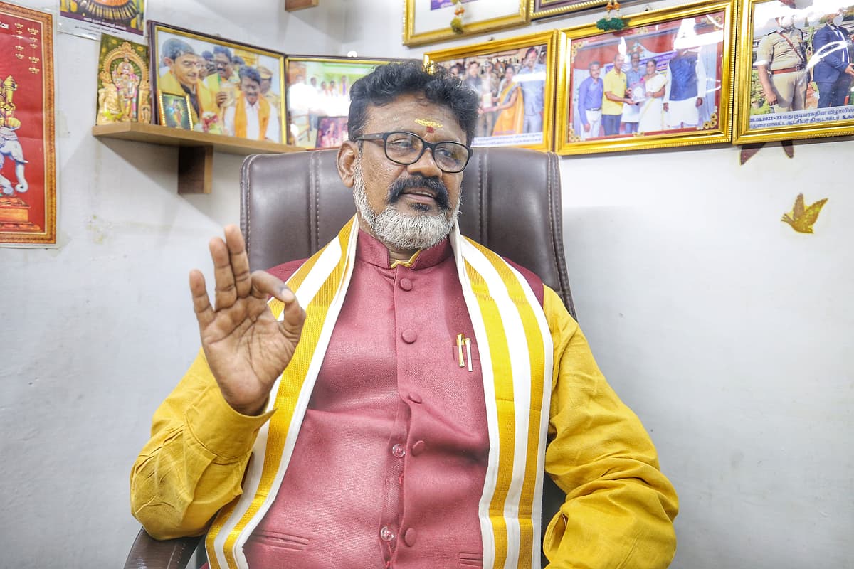 சோலை பழனிவேல்ராசன்