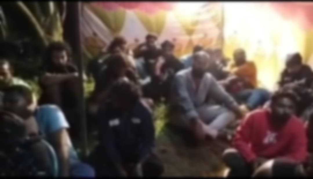 இரவில் ஆட்டம்போட்ட கும்பல்