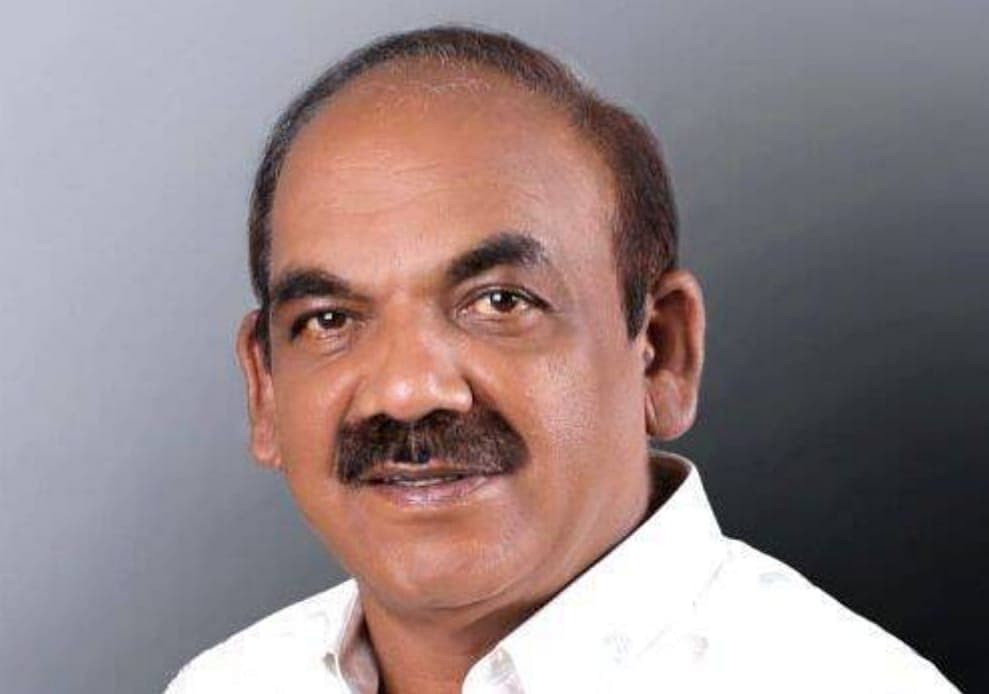 பாடல் எழுதிய குஞ்ஞப்துல்லா