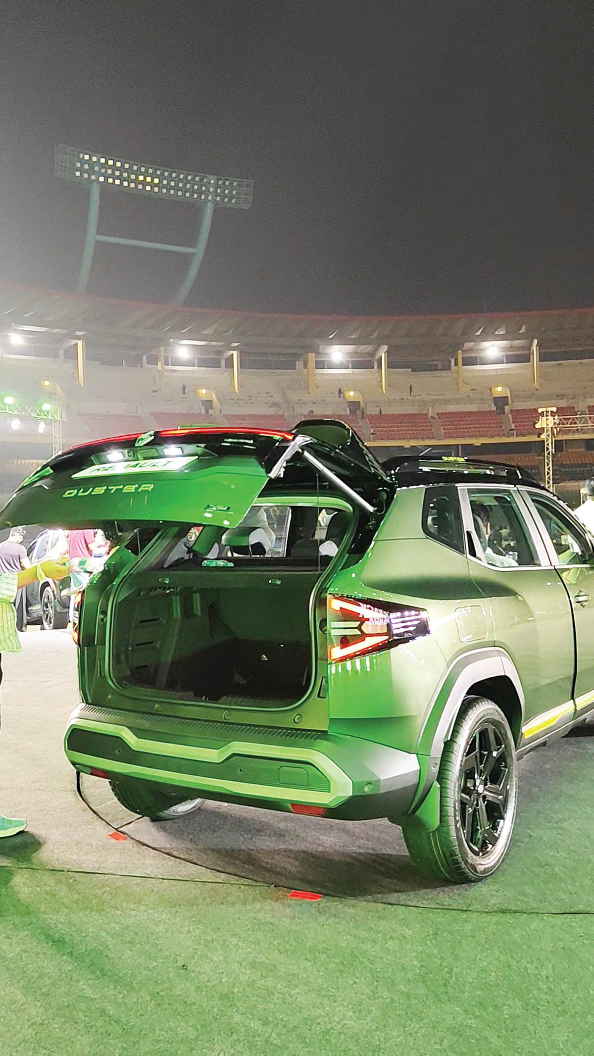 தாராளமான பூட் ஸ்பேஸ்