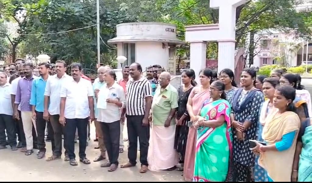 புகார் அளித்த மக்கள்