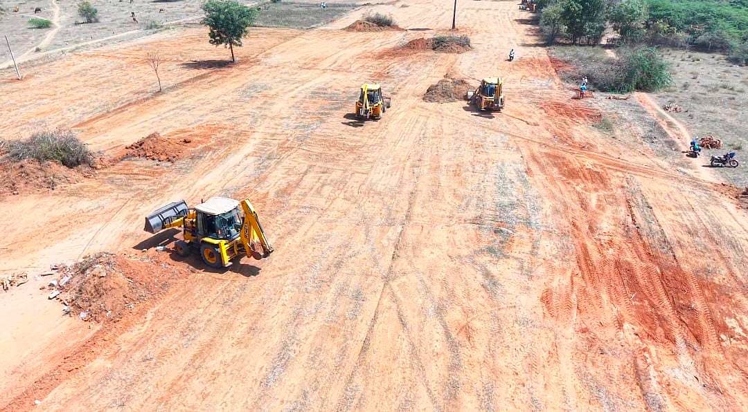 இடம் சீரமைக்கும் பணி