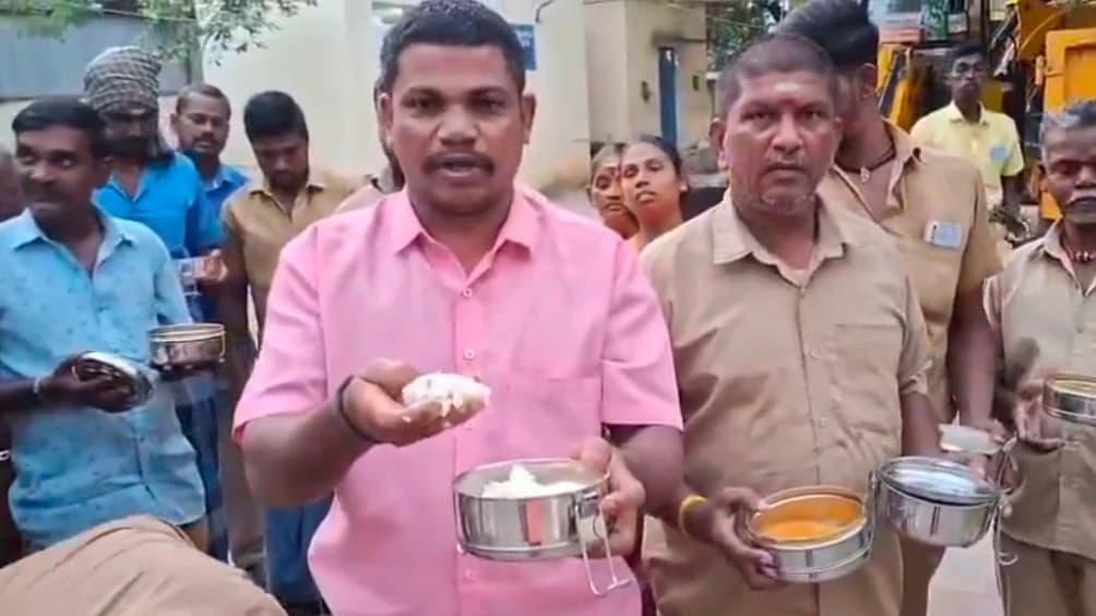 தூய்மைப் பணியாளர்கள் போராட்டம்