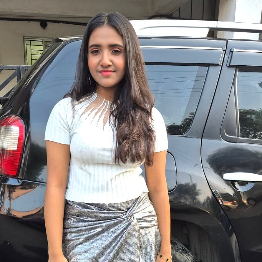 Monica - Child Artist