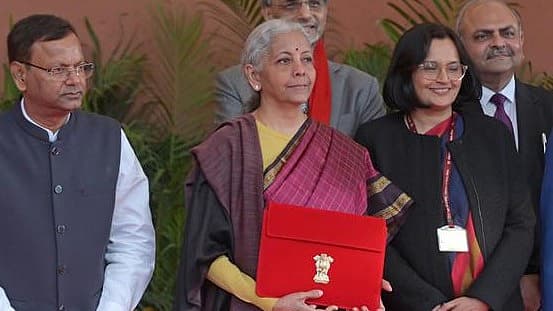 நிர்மலா சீதாராமன் - பட்ஜெட் 2025 - 2026