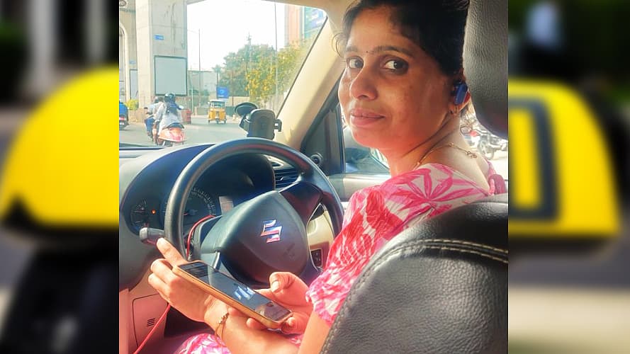 கேப் ஓட்டுநர் நந்தினி