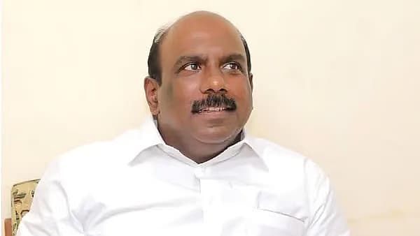 மனோஜ் பாண்டியன்