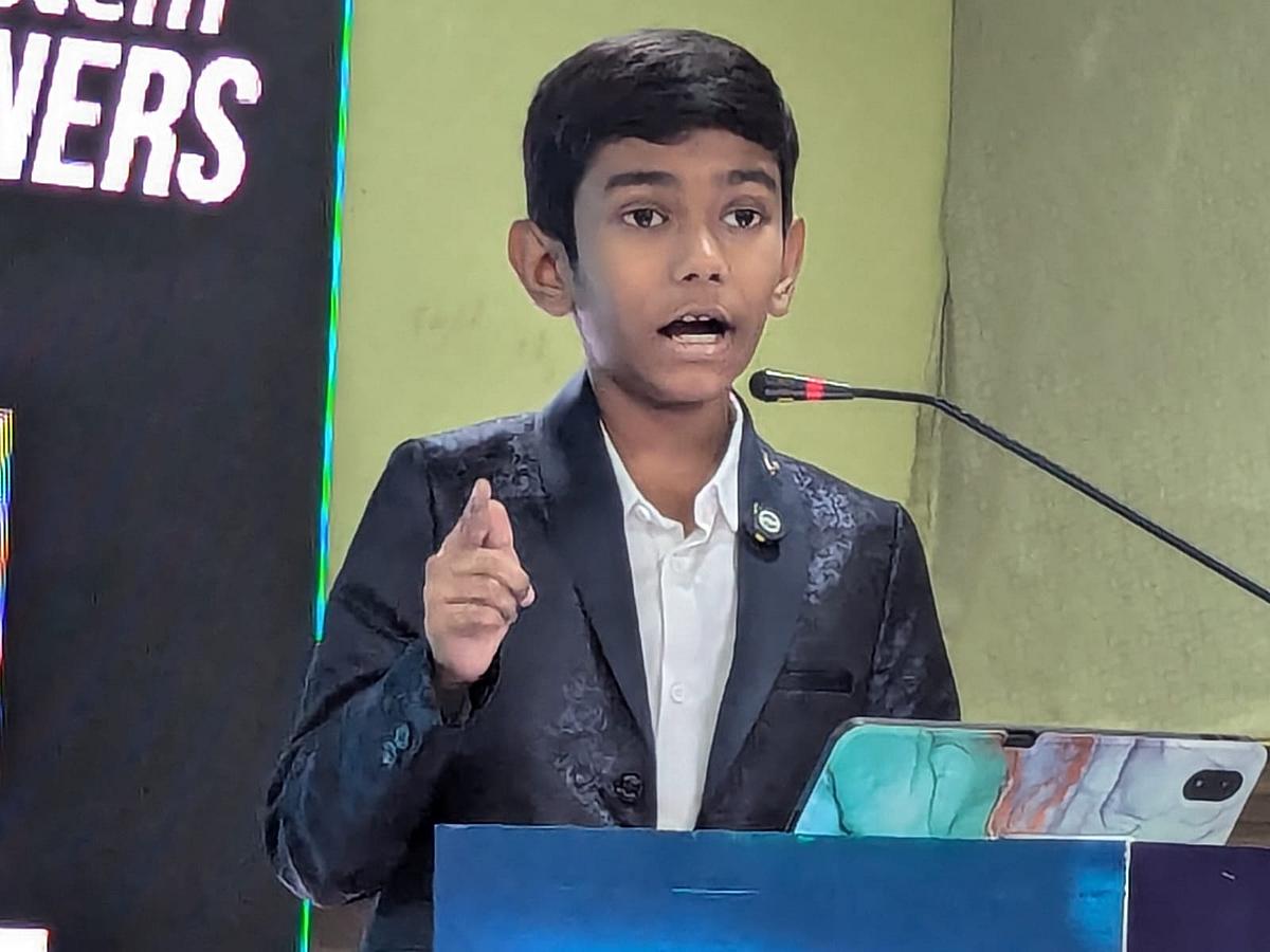 Zozo: `இந்தியாவில் பிறந்து, உலக மேடையை நோக்கி' - 11 வயதேயான இளம் ஸ்டார்ட்அப் நிறுவனர்!