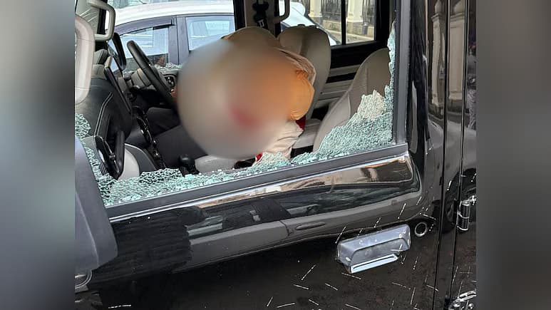 லக்கி ஒபேராய்யின் கார்