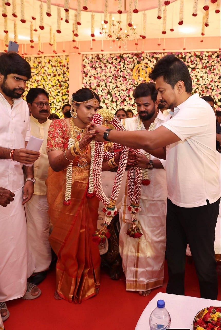 எஸ்.எஸ்.பழநிமாணிக்கம் இல்லத் திருமண விழாவில் உதயநிதி