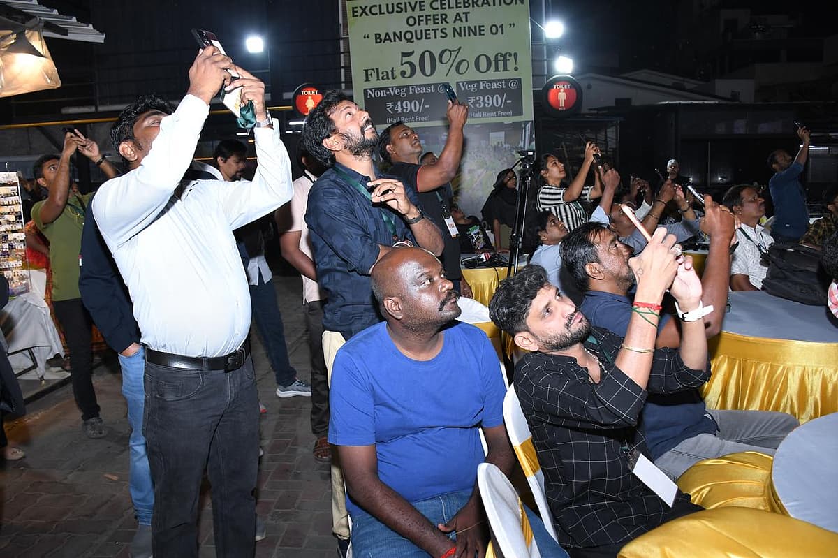 ட்ரோன் பிராண்டிங்: விளம்பர உலகில் புதிய சகாப்தம் - தமிழகத்தில் அறிமுகம் செய்த அலோக் இன்ஃபோடெக்