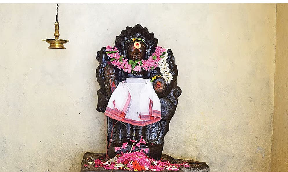 ஊதி மலை சொர்ணாகர்ஷண பைரவர் சந்நிதி