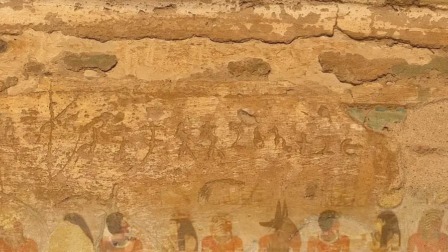 எகிப்து பிரமிடுகளில் தமிழ் கல்வெட்டுகள்