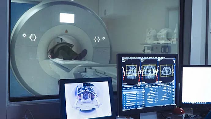 அளவுக்கு அதிகமான மருந்து கொடுத்த டாக்டர்கள்? எம்.ஆர்.ஐ ஸ்கேன் செய்தபோது உயிரிழந்த 6 வயது சிறுவன்