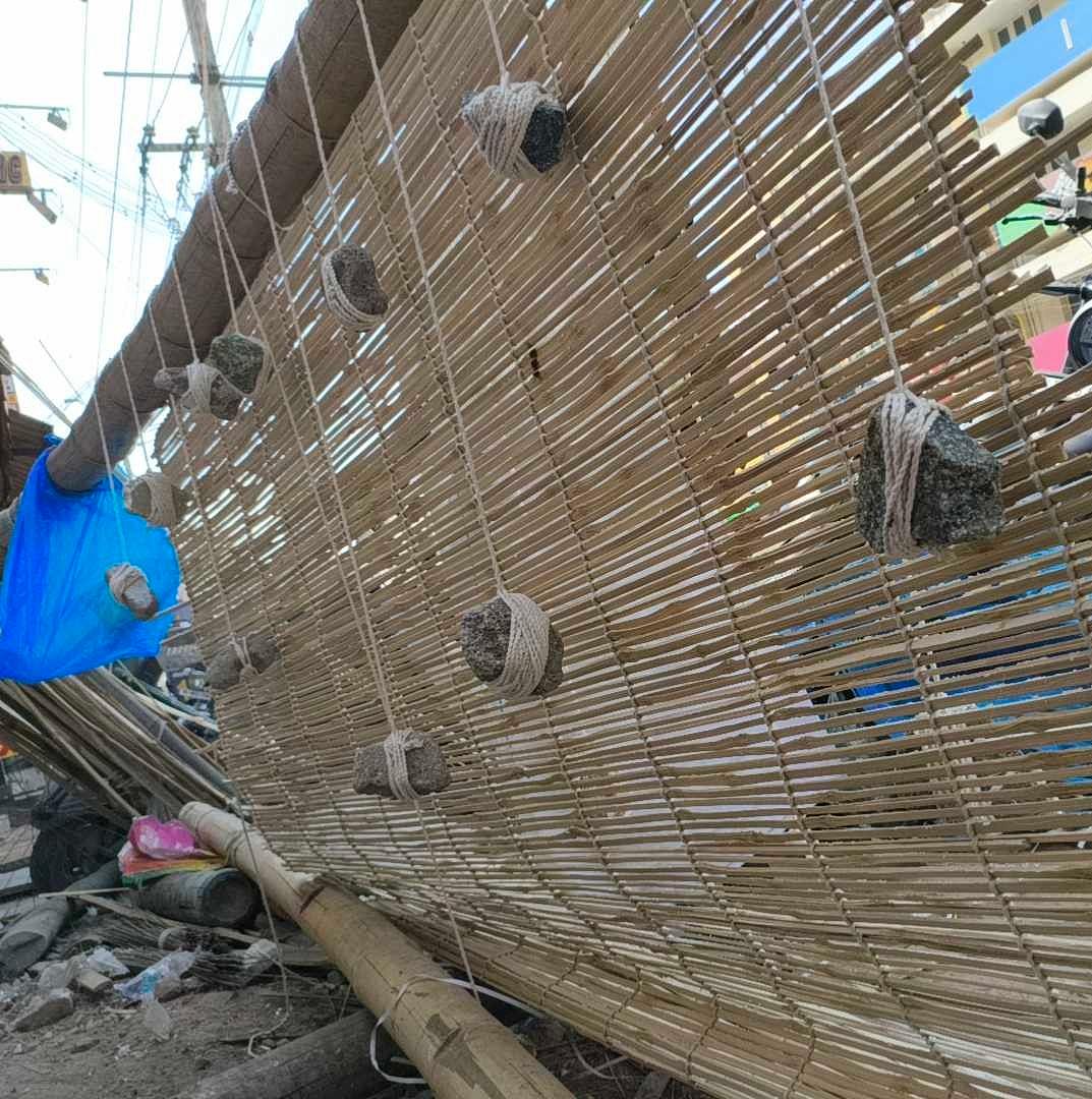 `40 வருஷமா இந்த மூங்கில்தான் எனக்கு சோறு போடுது' - கைவினைத் தொழிலைக் கை விடாத மதுரை வீரன்!